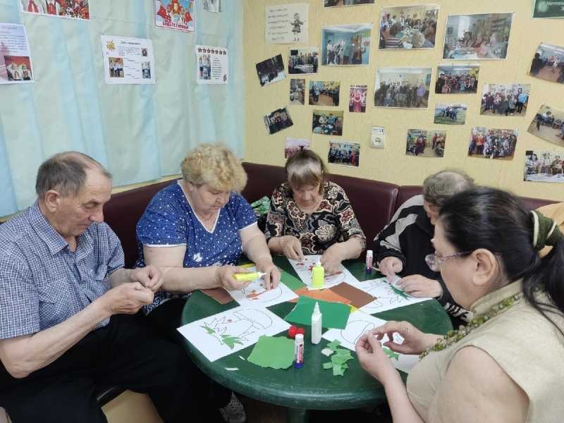 Практическое занятие в технике обрывной аппликации