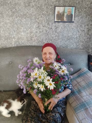 1 октября 2025 года свой 85-летний юбилей отмечает Зуйкова Любовь Максимовна.