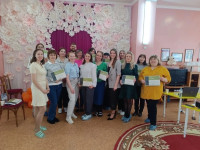 Семинар-тренинг «Семья в фокусе»: специалисты отделения семьи и детей прошли обучение по внедрению семьесберегающего подхода